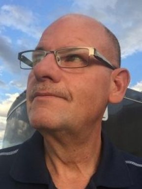 Canadian men looking for love