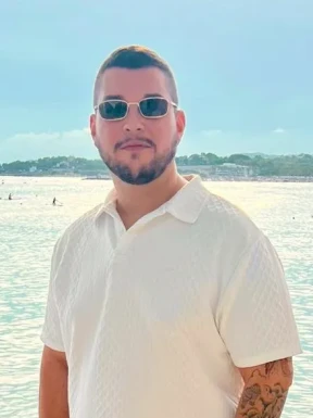 Spanish men looking for love